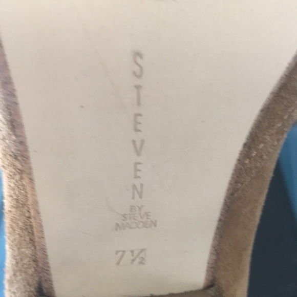 NWT Steven by Madden Tan Suede Booties -Pembrook style - Picture 5 of 7